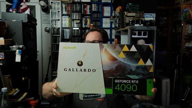Germany youtuber Rawiioli unboxes the Manli RTX 4090 Gallardo !